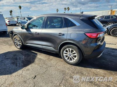 Drugie zdjęcie samochodu z przodu: 2020 FORD ESCAPE SE VIN:1FMCU0G67LUC74266 - miniatura