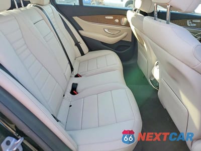 Zdjęcie 10 z 12 samochodu: 2022 MERCEDES-BENZ E 350 4MATIC VIN:W1KZF8EB6NB055892 - miniatura