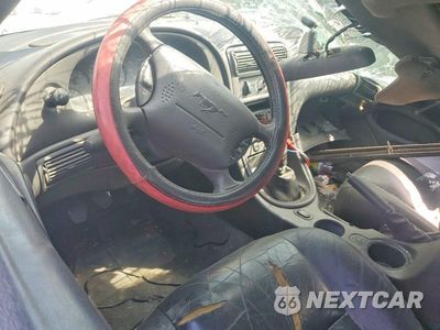 Zdjęcie 8 z 12 samochodu: 2001 FORD MUSTANG GT VIN:1FAFP45X51F157434 - miniatura