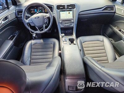 Zdjęcie 8 z 13 samochodu: 2018 FORD FUSION SE VIN:3FA6P0HD3JR160510 - miniatura