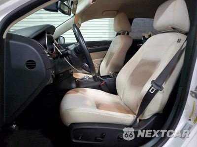 Zdjęcie 7 z 12 samochodu: 2018 CHRYSLER 300 TOURING VIN:2C3CCARG8JH137893 - miniatura