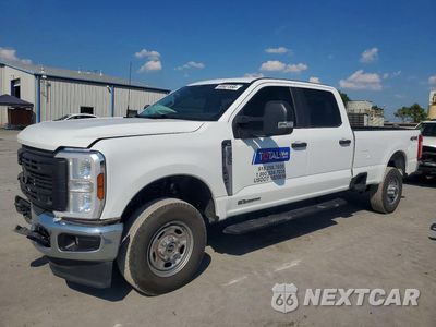 2024 FORD F350 SUPER DUTY 1FT8W3BT8REF85064 - główne zdjęcie licytacji z USA - miniatura