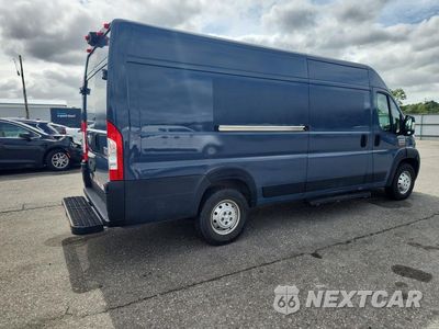 Trzecie zdjęcie samochodu z tyłu: 2020 RAM PROMASTER 3500 DELIVERY VAN VIN:3C6URVJG6LE140475 - miniatura