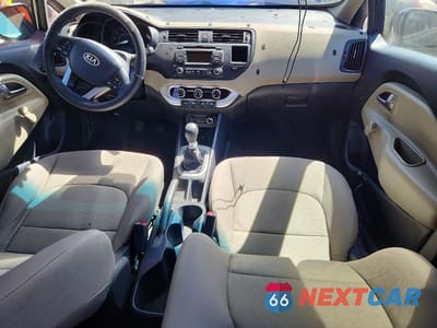 Zdjęcie 8 z 12 samochodu: 2015 KIA RIO LX VIN:KNADM4A33F6466918 - miniatura
