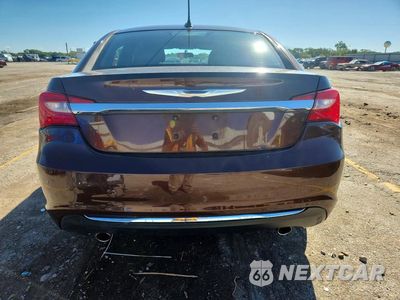 Zdjęcie 6 z 12 samochodu: 2013 CHRYSLER 200 LX VIN:1C3CCBAG2DN737290 - miniatura