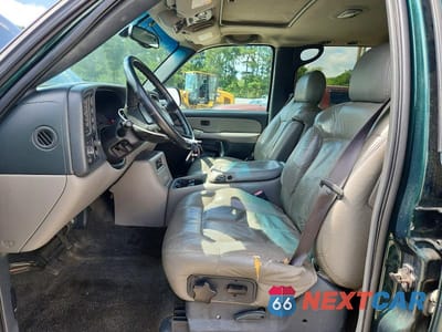 Zdjęcie 7 z 13 samochodu: 2002 CHEVROLET SUBURBAN K1500 VIN:3GNFK16Z02G353800 - miniatura