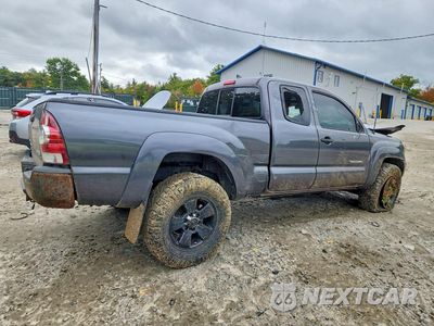 Trzecie zdjęcie samochodu z tyłu: 2014 TOYOTA TACOMA V6 VIN:5TFUU4EN1EX097970 - miniatura