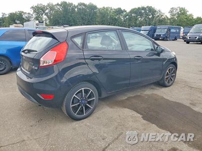 Trzecie zdjęcie samochodu z tyłu: 2017 FORD FIESTA SE VIN:3FADP4EJ6HM116789 - miniatura