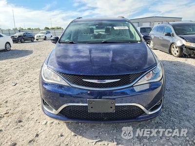 Piąte zdjęcie samochodu w środku: 2017 CHRYSLER PACIFICA VIN:2C4RC1BG3HR592770 - miniatura