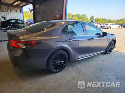 Trzecie zdjęcie samochodu z tyłu: 2023 TOYOTA CAMRY XSE VIN:4T1K61AK1PU757341 - miniatura