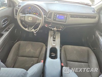 Zdjęcie 8 z 12 samochodu: 2017 HONDA HR-V EX VIN:3CZRU6H58HM731048 - miniatura