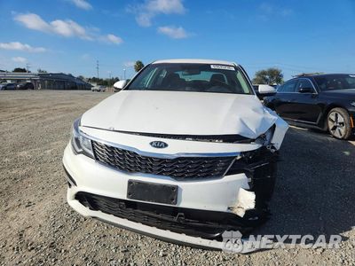 Piąte zdjęcie samochodu w środku: 2020 KIA OPTIMA LX VIN:5XXGT4L35LG428040 - miniatura