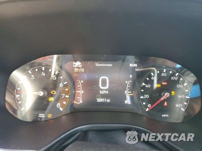 Zdjęcie 9 z 14 samochodu: 2025 JEEP COMPASS LATITUDE VIN:3C4NJDBN3ST520394 - miniatura