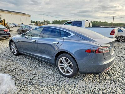 Drugie zdjęcie samochodu z przodu: 2013 TESLA MODEL S VIN:5YJSA1DP2DFP16036 - miniatura