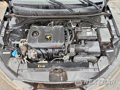 Zdjęcie 11 z 12 samochodu: 2020 HYUNDAI ELANTRA SEL VIN:5NPD84LF9LH606583 - miniatura