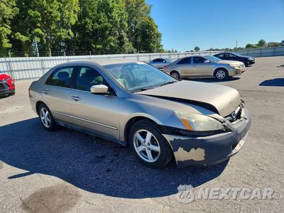 Czwarte zdjęcie samochodu z boku: 2003 HONDA ACCORD LX VIN:1HGCM56383A104560 - miniatura