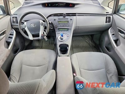Zdjęcie 8 z 12 samochodu: 2010 TOYOTA PRIUS III VIN:JTDKN3DU7A5084749 - miniatura