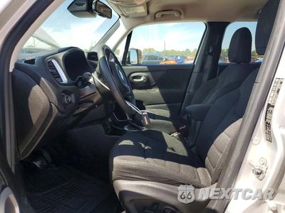 Zdjęcie 7 z 12 samochodu: 2020 JEEP RENEGADE LATITUDE VIN:ZACNJABB2LPL65718 - miniatura