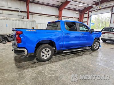 Trzecie zdjęcie samochodu z tyłu: 2026 CHEVROLET SILVERADO K1500 LT VIN:1GCUKDED9TZ134987 - miniatura