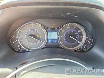 Zdjęcie 9 z 13 samochodu: 2011 INFINITI QX56 BASE VIN:JN8AZ2ND4B9700754 - miniatura