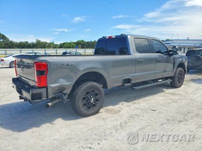 Trzecie zdjęcie samochodu z tyłu: 2024 FORD F250 SUPER DUTY VIN:1FT8W2BNXREC44440 - miniatura