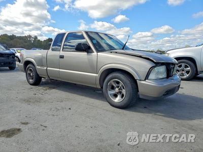 Czwarte zdjęcie samochodu z boku: 2001 GMC SONOMA VIN:1GTCS195718173576 - miniatura