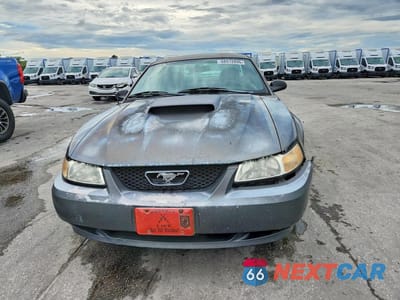 Piąte zdjęcie samochodu w środku: 2003 FORD MUSTANG VIN:1FAFP40403F373837 - miniatura