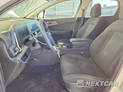 Zdjęcie 7 z 14 samochodu: 2023 KIA SPORTAGE LX VIN:KNDPU3AF3P7101459 - miniatura
