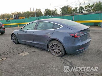 Drugie zdjęcie samochodu z przodu: 2018 TESLA MODEL 3 VIN:5YJ3E1EBXJF114427 - miniatura