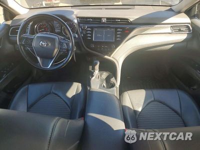 Zdjęcie 8 z 12 samochodu: 2019 TOYOTA CAMRY SE VIN:4T1B11HK8KU817094 - miniatura