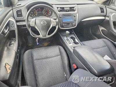 Zdjęcie 8 z 12 samochodu: 2017 NISSAN ALTIMA 2.5 SV VIN:1N4AL3AP4HC159354 - miniatura