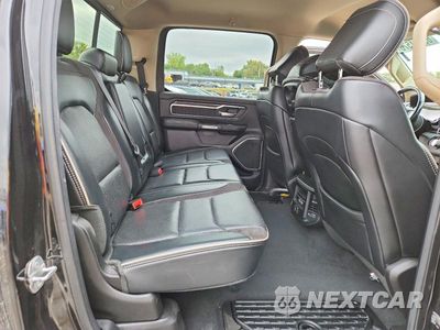 Zdjęcie 10 z 12 samochodu: 2019 RAM 1500 LARAMIE VIN:1C6SRFJT0KN807383 - miniatura