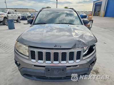 Piąte zdjęcie samochodu w środku: 2013 JEEP COMPASS LATITUDE VIN:1C4NJDEB4DD263966 - miniatura