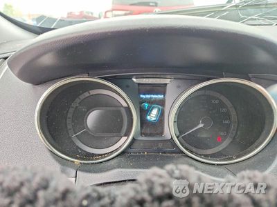 Zdjęcie 9 z 12 samochodu: 2011 HYUNDAI SONATA HYBRID VIN:KMHEC4A48BA008572 - miniatura