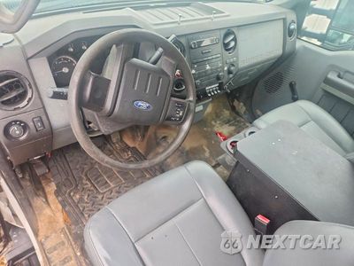 Zdjęcie 8 z 12 samochodu: 2013 FORD F450 SUPER DUTY VIN:1FDUF4GY1DEA69805 - miniatura