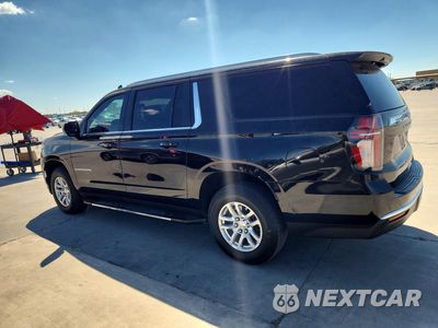 Drugie zdjęcie samochodu z przodu: 2021 CHEVROLET SUBURBAN C1500 LS VIN:1GNSCBKD8MR372173 - miniatura