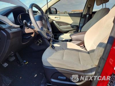 Zdjęcie 7 z 12 samochodu: 2017 HYUNDAI SANTA FE SE VIN:KM8SM4HF6HU234642 - miniatura