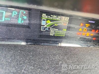 Zdjęcie 9 z 12 samochodu: 2012 TOYOTA PRIUS C THREE VIN:JTDKDTB36C1026493 - miniatura