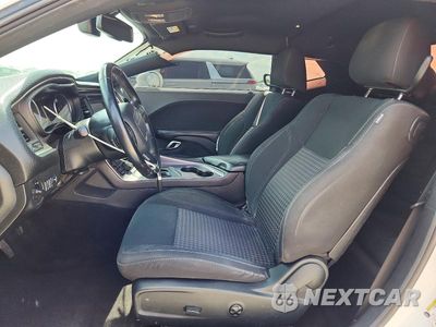 Zdjęcie 7 z 12 samochodu: 2018 DODGE CHALLENGER SXT VIN:2C3CDZAG7JH317616 - miniatura