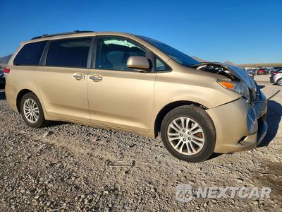 Czwarte zdjęcie samochodu z boku: 2011 TOYOTA SIENNA XLE 8-PASSENGER VIN:5TDYK3DC3BS017653 - miniatura