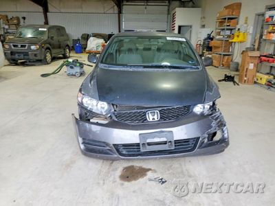 Piąte zdjęcie samochodu w środku: 2010 HONDA CIVIC LX VIN:2HGFG1B64AH518687 - miniatura