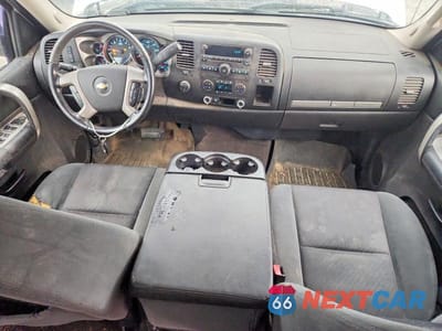 Zdjęcie 8 z 12 samochodu: 2009 CHEVROLET SILVERADO K1500 LT VIN:3GCEK23339G184506 - miniatura