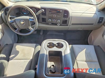Zdjęcie 8 z 12 samochodu: 2009 CHEVROLET SILVERADO C1500 VIN:1GCEC19X09Z166241 - miniatura