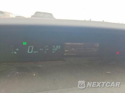 Zdjęcie 9 z 13 samochodu: 2014 TOYOTA PRIUS THREE VIN:JTDKN3DUXE1814912 - miniatura