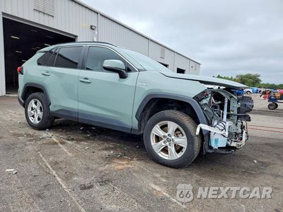 Czwarte zdjęcie samochodu z boku: 2021 TOYOTA RAV4 XLE VIN:4T3RWRFV7MU046746 - miniatura
