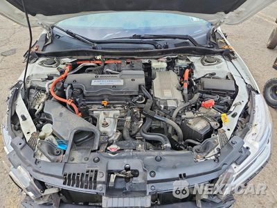 Zdjęcie 11 z 13 samochodu: 2017 HONDA ACCORD TOURING HYBRID VIN:JHMCR6F76HC007389 - miniatura