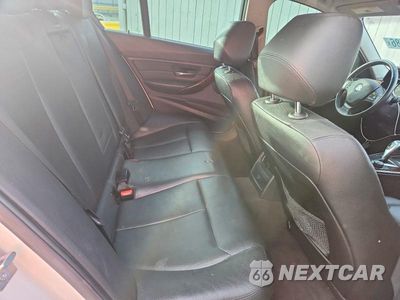 Zdjęcie 10 z 12 samochodu: 2013 BMW 328 I SULEV VIN:WBA3C1G58DNR47112 - miniatura