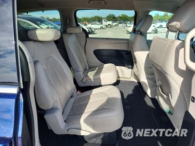 Zdjęcie 11 z 13 samochodu: 2017 CHRYSLER PACIFICA VIN:2C4RC1BG3HR592770 - miniatura