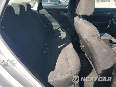 Zdjęcie 10 z 12 samochodu: 2019 KIA FORTE LXS VIN:3KPF24AD3KE029399 - miniatura