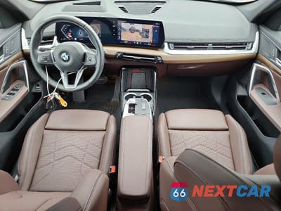 Zdjęcie 8 z 13 samochodu: 2025 BMW X1 XDRIVE28I VIN:WBX73EF08S5068534 - miniatura